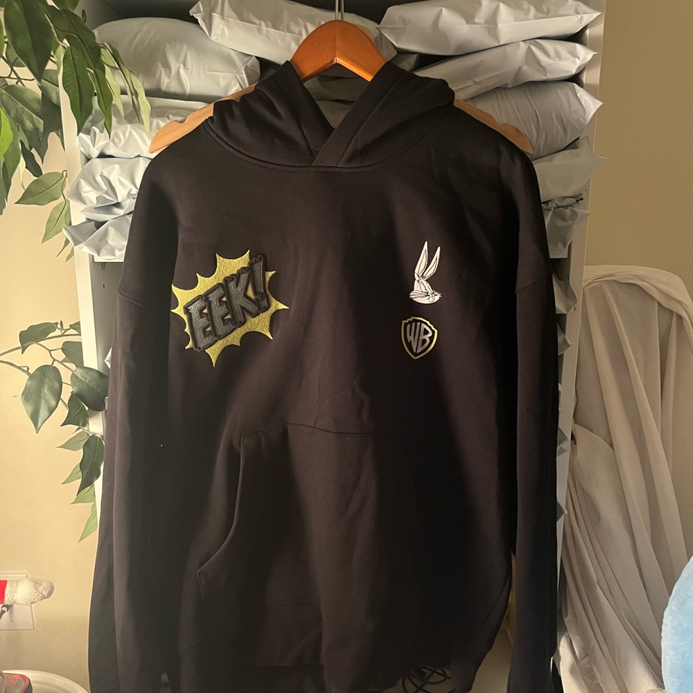 What Up Doc | Embroidery Hoodie | Brand New Never Worn | H&M Out Of Stock 1📦✈️